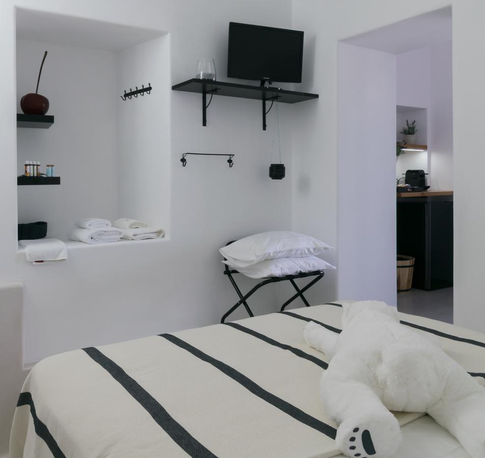 Uncle'S Luxury Jacuzzi Apartment Adamantas  ภายนอก รูปภาพ