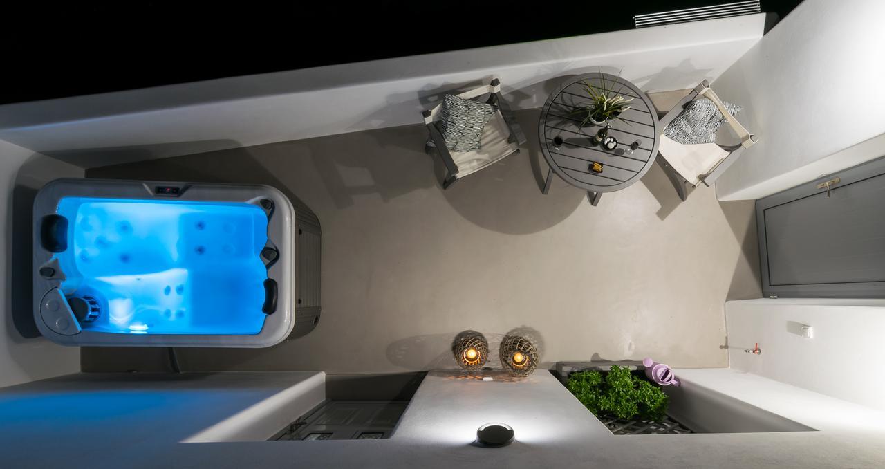 Uncle'S Luxury Jacuzzi Apartment Adamantas  ภายนอก รูปภาพ